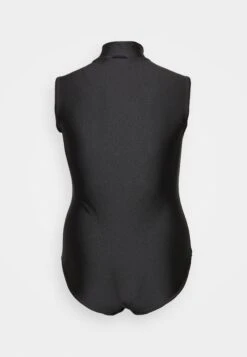 Adidas Originals Set Plus Size - Body - Black -ASOS a5169daf61c24e11bad51fec663d4311