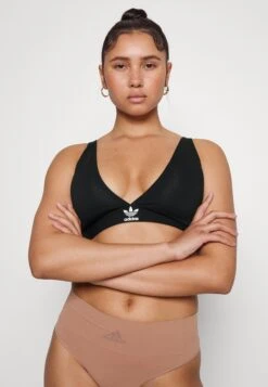 Adidas Originals Unlined - Soutien-Gorge Triangle - Black 11 Adidas Originals Unlined - Soutien-Gorge Triangle - Black -ASOS a55d6d3eea0d45d9909c07c22032669f