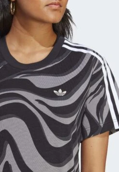 Adidas Originals Aop - T-Shirt Imprimé - Black -ASOS a7fe22796b49415e848c7b2f1c1dc429