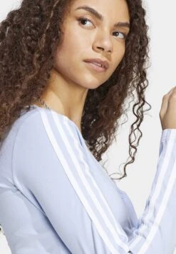 Adidas Originals Button - Veste Légère - Blue Dawn -ASOS a8288819b1f8488c9e29b2a5a33058fe