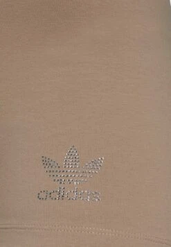 Adidas Originals Short - Beige 15 Adidas Originals Short - Beige -ASOS a8653fa0dd31459fa040e4d2d5232aa4