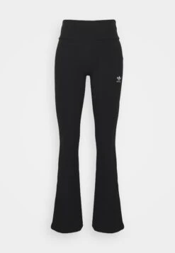 Adidas Originals Essentials Flared - Pantalon Classique - Black -ASOS aa30775eeeba4c84b36c7395aaf01f27