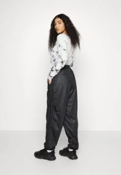 Adidas Originals Marble Firebird Track Pant - Pantalon De Survêtement - Black 10 Adidas Originals Marble Firebird Track Pant - Pantalon De Survêtement - Black -ASOS aa8bfcabd5d94ddcbb0e52ada83018ef