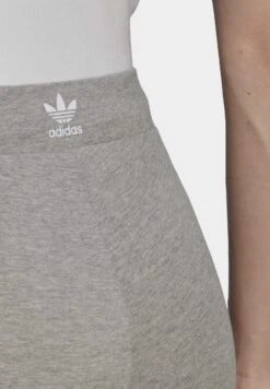 Adidas Originals Classics 3 Stripes Tight - Legging - Medium Grey Heather -ASOS b093d635ec634a3ab6afe6d8345b5883