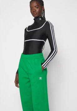 Adidas Originals Essentials - Pantalon De Survêtement - Green -ASOS b14946653b78492094d9271505e2ee62