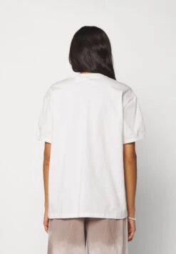 Adidas Originals Tee - T-Shirt Imprimé - Cloud White 10 Adidas Originals Tee - T-Shirt Imprimé - Cloud White -ASOS b1656df8d1ba4c649ad6d35f2ea006d8