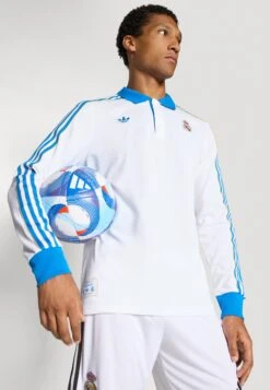 Adidas Originals REAL MADRID ICON LONG SLEEVE POLO - Article De Supporter D'équipe De Club - White/bluebird -ASOS b2e33b425d8d43bd8ab8f3d9c1f88b69