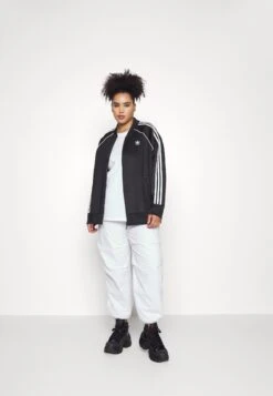 Adidas Originals Tracktop Plus Size - Veste De Survêtement - Black/White -ASOS b367849ce7eb4a34b2771c1d45757ef9