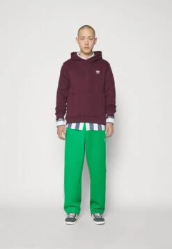 Adidas Originals Wide Unisex - Pantalon De Survêtement - Green -ASOS b471b8f49c4d41cfab3f6da380225ae1