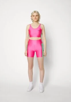 Adidas Originals Originals High Shine Halter Crop Top - Débardeur - Pulse Magenta/Almost Yellow -ASOS b9ff8438f8a3440da729c484e7b4f004
