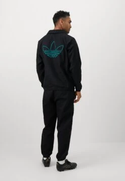 Adidas Originals LIVERPOOL FC ICON DRILL PANTS - Article De Supporter D'équipe De Club - Black -ASOS ba40a8737b014f2b84e98386b00be49e