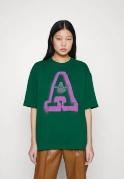 Adidas Originals Logo - T-Shirt Imprimé - Dark Green -ASOS bb3fe480b633497f899de9fd35ceb354