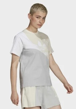 Adidas Originals T-Shirt Imprimé - Multicoloured -ASOS bbd4637f5eba439ca113a78fd5fa756d