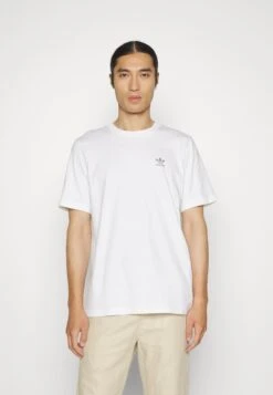 Adidas Originals Multi Tee - T-Shirt Imprimé - White -ASOS be471cdbdbb24a7bbcf626e1d8068097