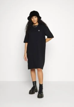 Adidas Originals Adicolor Classics Big Trefoil Tee Dress - Robe En Jersey - Black -ASOS bf65de6a7fc84ba78d1338da530fd6cd