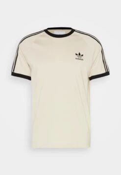 Adidas Originals 3 Stripes Tee Unisex - T-Shirt Imprimé - Beige -ASOS c0361be5fd474d508ad99af0d9a7a127