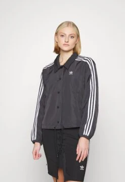 Adidas Originals Coach Jacket - Veste Légère - Black -ASOS c14fa018ff0e47baa438fb616789f259