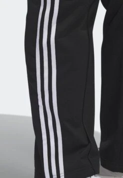 Adidas Originals Classics Firebird - Pantalon De Survêtement - Black -ASOS c26ae1655d2843abb3a1e3d7223214b8