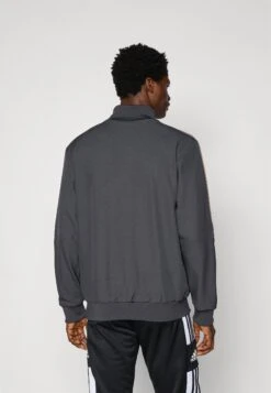 Adidas Originals MANCHESTER UNITED ICON TRACK TOP - Sweat Zippé - Utility Black -ASOS c272f49eae294858a63e4ecd474d38f6