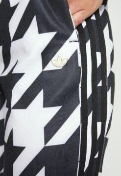 Adidas Originals Houndstooth Trackpants - Pantalon De Survêtement - Black/White 13 Adidas Originals Houndstooth Trackpants - Pantalon De Survêtement - Black/White -ASOS c469ce18b4fa4571a34e121b4d293db3