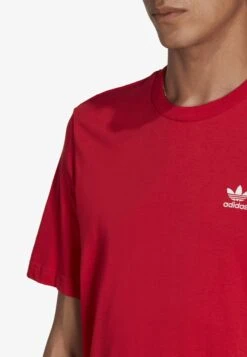 Adidas Originals Essential - T-Shirt Basique - Better Scarlet -ASOS c5283696c2394818aa12e88655e07943