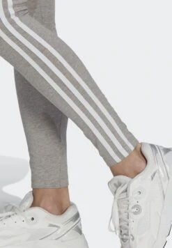 Adidas Originals Classics 3 Stripes Tight - Legging - Medium Grey Heather -ASOS c928122ff0794ced97647b90e9092a36