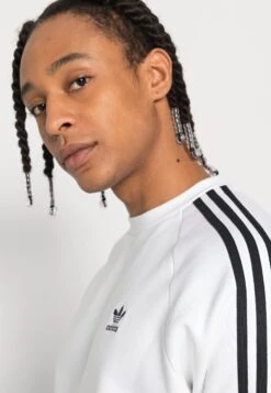 Adidas Originals Adicolor Classics 3-Stripes Crew - Sweatshirt - White -ASOS ca166965be31458dac08b3f7530eec32