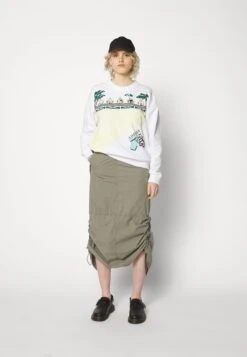 Adidas Originals Originals Archive Graphic - Sweatshirt - White -ASOS cc62893b2b02437ea5ea042307992f04