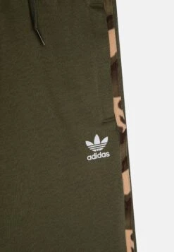 Adidas Originals Unisex - Short - Olive Strata -ASOS cccd65312e944e44aa647f768485017e