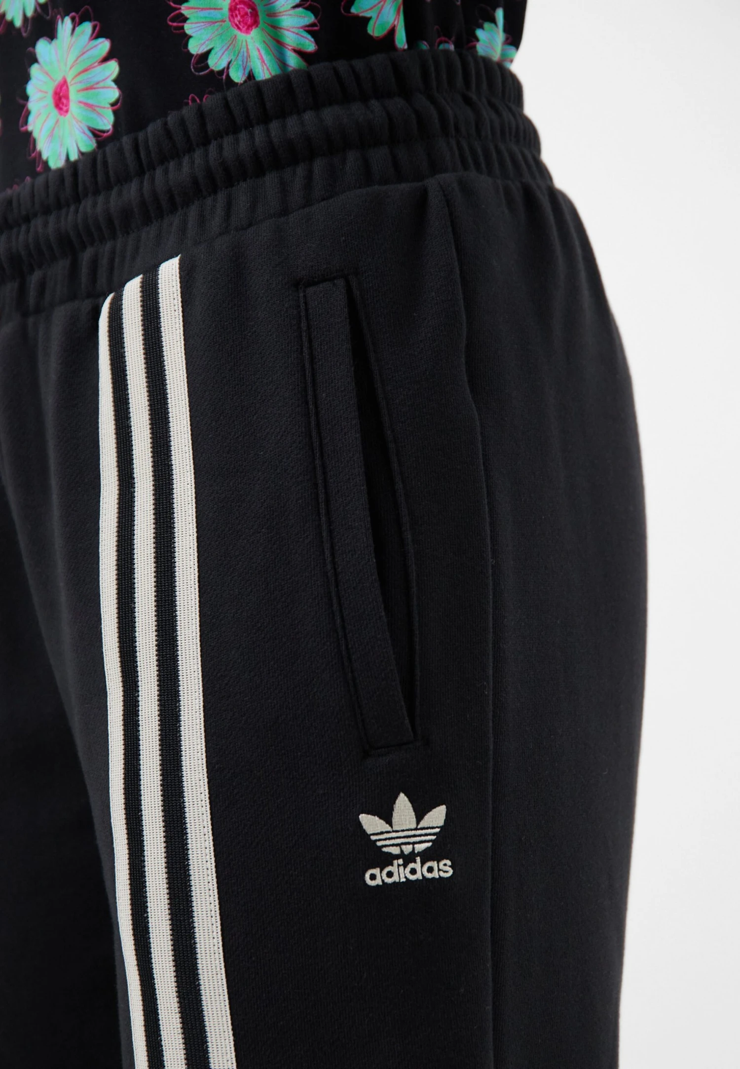 Adidas Originals Adicolor 70S Pants - Pantalon De Survêtement - Black 5 Adidas Originals Adicolor 70S Pants - Pantalon De Survêtement - Black – Image 5