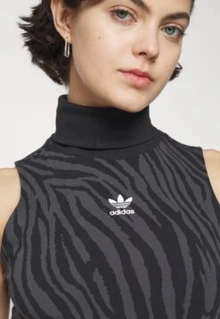 Adidas Originals Dress - Robe Fourreau - Carbon/Black -ASOS d044f4235e164574b031cfc04ba3793f