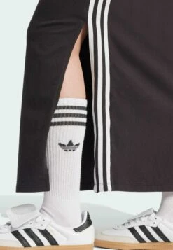 Adidas Originals TANK - Robe Longue - Black White -ASOS d24063fe28794feab819a7a1afed595a