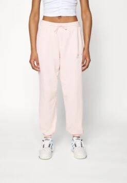 Adidas Originals Pant - Pantalon De Survêtement - Icey Pink -ASOS d274ce726bdb4a39baef2682af487b30