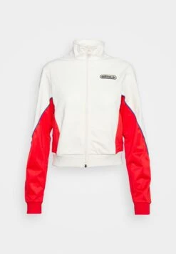Adidas Originals Track - Veste De Survêtement - White/Vivid Red -ASOS d28ad6c3e4a44d5995ad5fdc8ba5713b