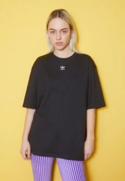 Adidas Originals Essentials - T-Shirt Basique - Black -ASOS d2a7826c01c149af9174228094534a65