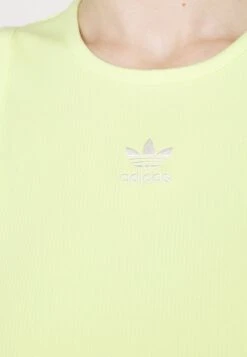 Adidas Originals Adicolor - Débardeur - Pulse Yellow -ASOS d30f1964227b45628bd3bb92e8d97c13
