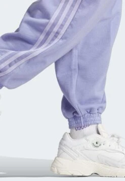 Adidas Originals Jogger - Pantalon De Survêtement - Light Purple -ASOS d6b7d8e57d4f496ebca691431986038d