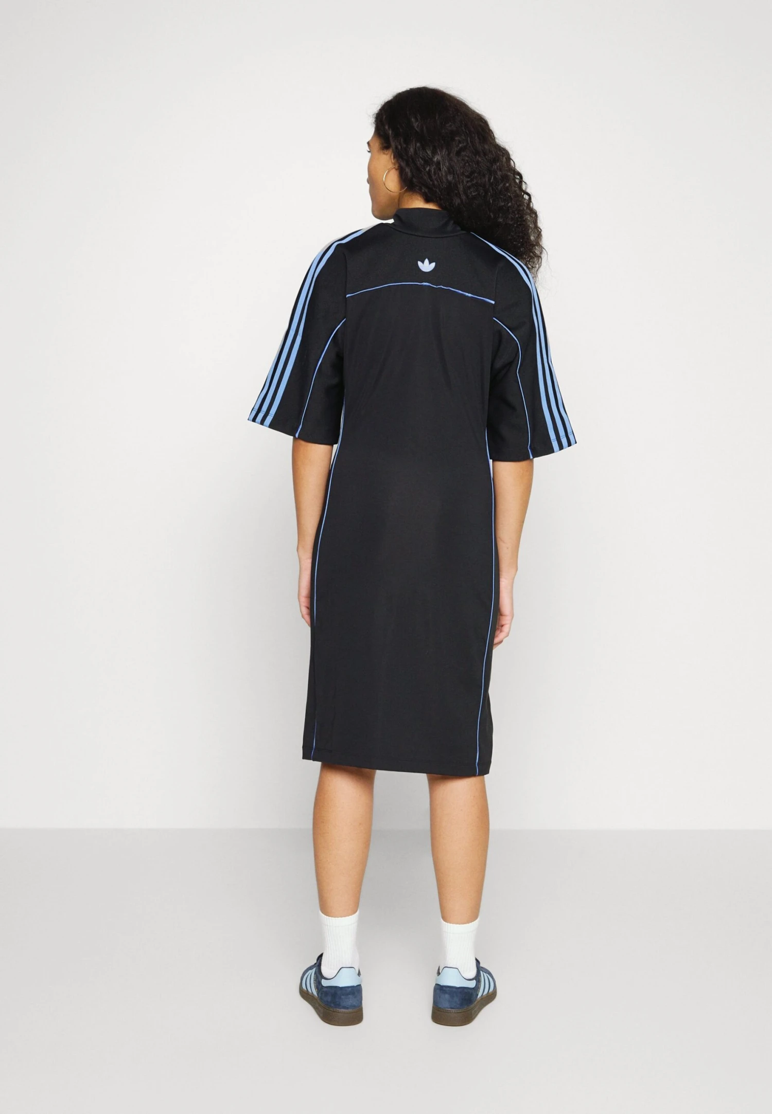 Adidas Originals Cutline Fitted Dress - Robe En Jersey - Black 4 Adidas Originals Cutline Fitted Dress - Robe En Jersey - Black – Image 4