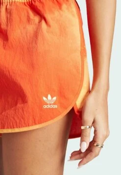 Adidas Originals Colour Fade Runner - Short - Bold Gold Multicolor -ASOS dc3523c252354312ba1ff9b7fc3125b0