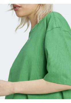 Adidas Originals Essentials - T-Shirt Basique - Green 8 Adidas Originals Essentials - T-Shirt Basique - Green -ASOS dd9170235f8943a7b83447059b064095