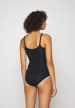 Adidas Originals Tank - Caraco - Carbon -ASOS de1b2c9d8e254f90b8b0c64a09636354