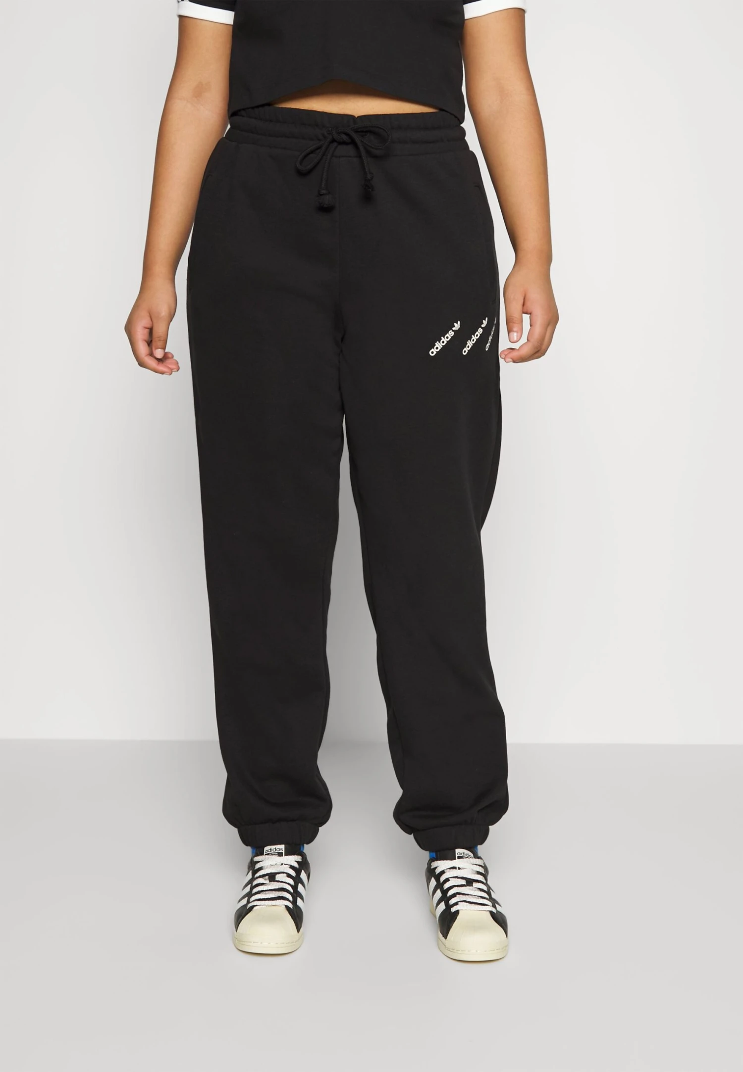 Adidas Originals Track Pants - Pantalon De Survêtement - Black 4 Adidas Originals Track Pants - Pantalon De Survêtement - Black – Image 4