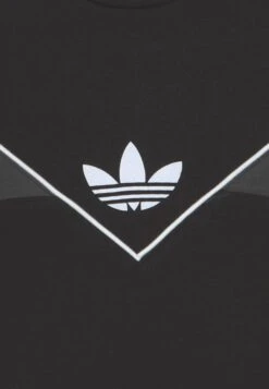 Adidas Originals Crew Unisex Set - Survêtement - Black/Carbon -ASOS e1d1e12b1ac044cc95040a2fd87d9a3c