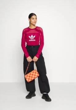 Adidas Originals T-Shirt À Manches Longues - Legacy Burgundy -ASOS e1e8ecc136974f60a55ffc007d48e3c2