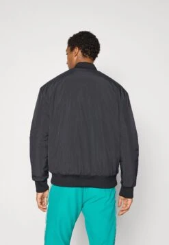 Adidas Originals LIVERPOOL FC ICON JACKET - Article De Supporter D'équipe De Club - Black/sea Green -ASOS e4053337f461498e906f0bff6d0d9ea1