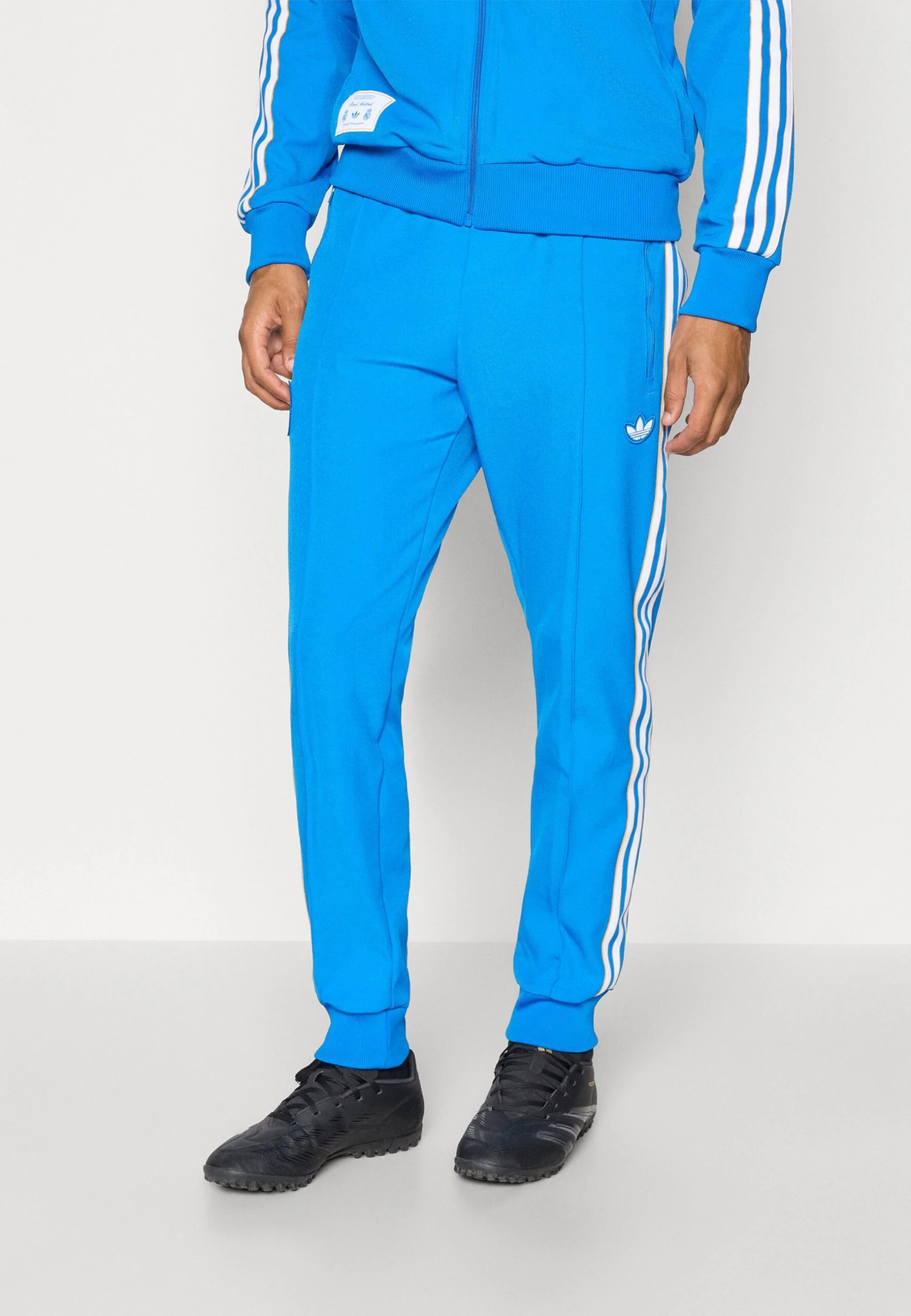 Adidas Originals REAL MADRID ICON TRACK PANT - Article De Supporter D'équipe De Club - Bluebird/white 1 Adidas Originals REAL MADRID ICON TRACK PANT - Article De Supporter D'équipe De Club - Bluebird/white