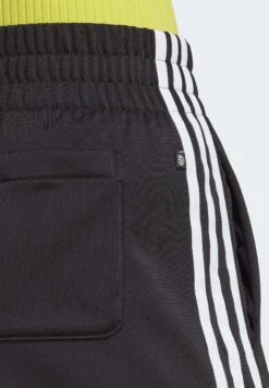 Adidas Originals Stripess - Short - Black -ASOS e96145e1fb57424c8eb4318aea971e84