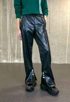 Adidas Originals Firebird Tracksuit Pants - Pantalon Classique - Black