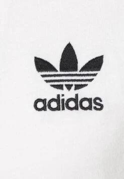 Adidas Originals T-Shirt À Manches Longues - White -ASOS ec1d3a8ac77e4e109342f170564375e0