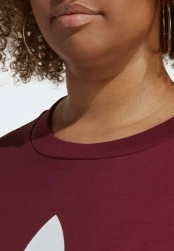 Adidas Originals Trefoil Tee - T-Shirt Imprimé - Shadow Red -ASOS ecd865a603c24a9cb9eefa73257044b7